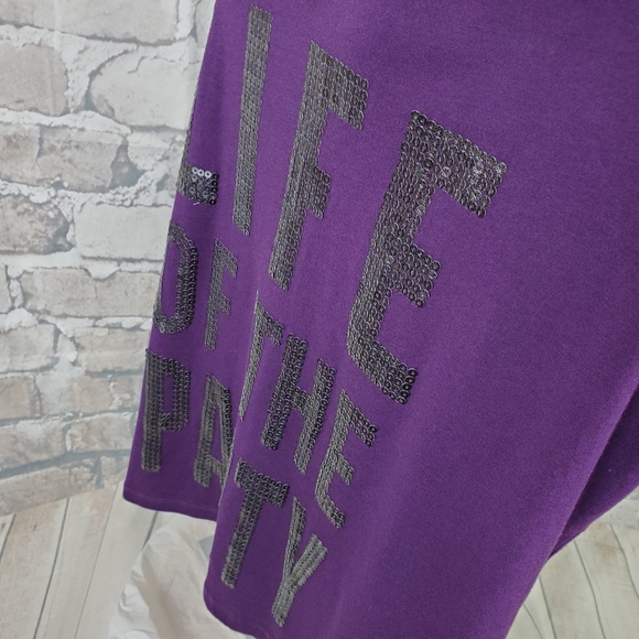 Plus Size Tee Low Scoop Sequined Purple 2X - Picture 8 of 10
